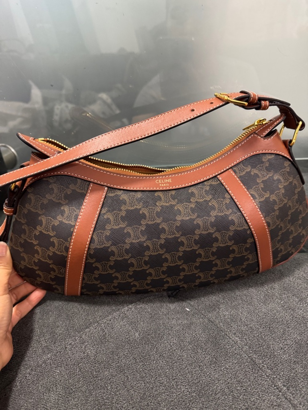 Celine Brown Triomphe Canvas Shoulder Bag with Tan Leather Trim - Picture 7 of 8